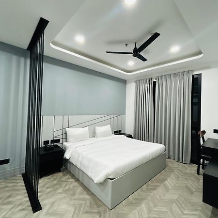 Bedchambers Serviced Apartment, Golf Course, Gurgaon Eksteriør billede