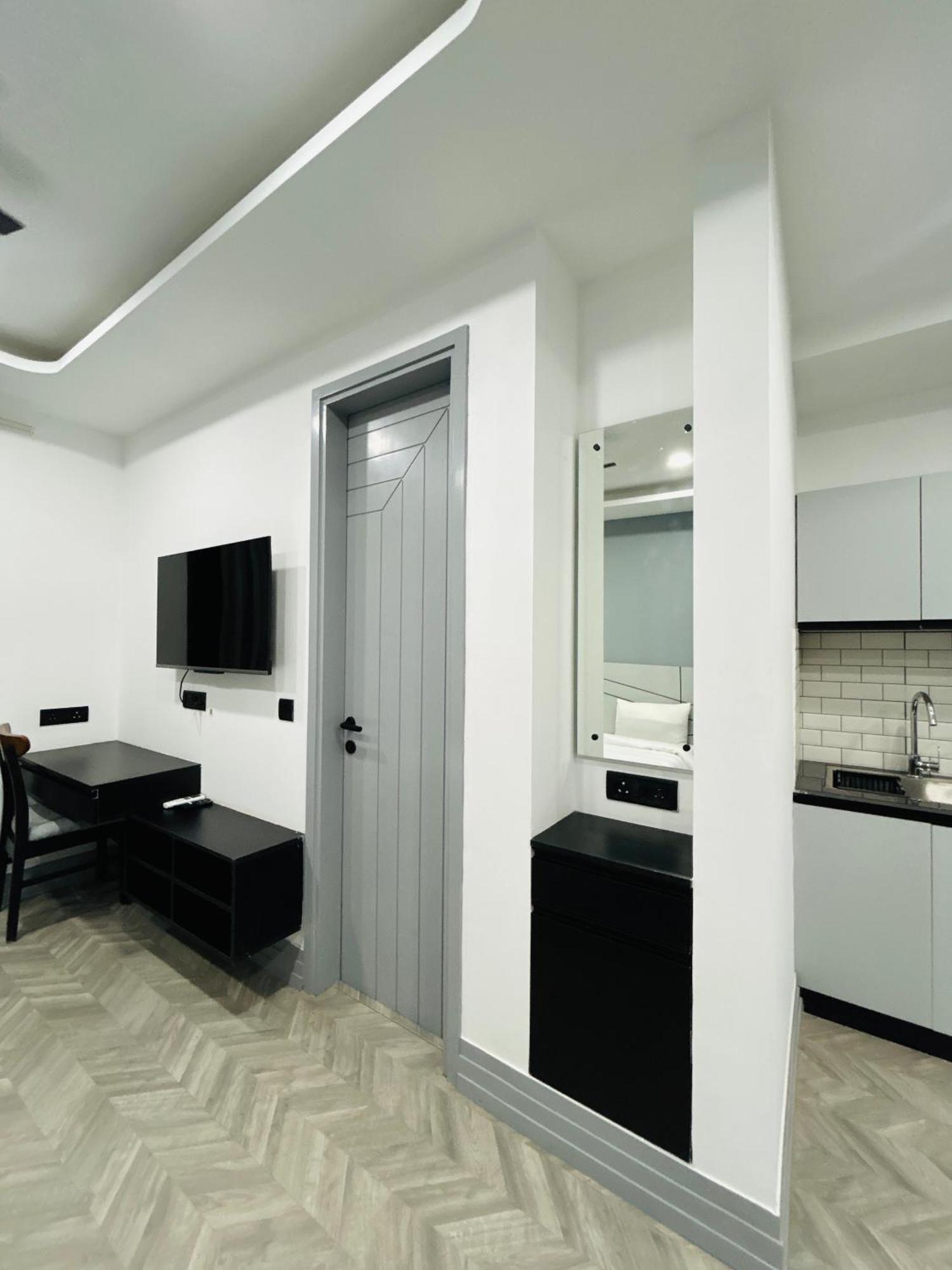Bedchambers Serviced Apartment, Golf Course, Gurgaon Eksteriør billede