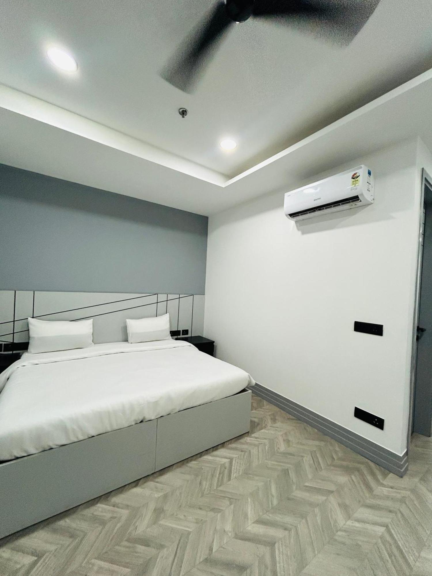 Bedchambers Serviced Apartment, Golf Course, Gurgaon Eksteriør billede