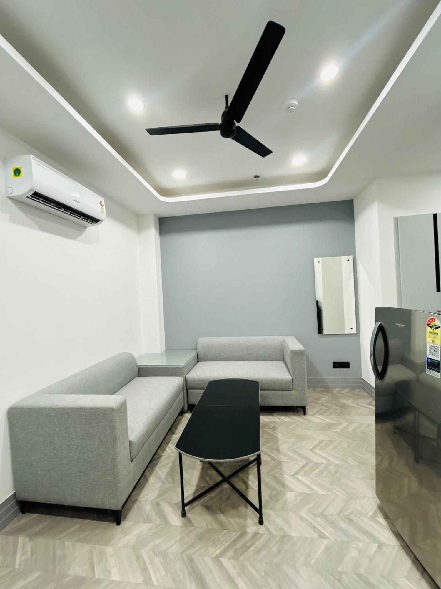 Bedchambers Serviced Apartment, Golf Course, Gurgaon Eksteriør billede