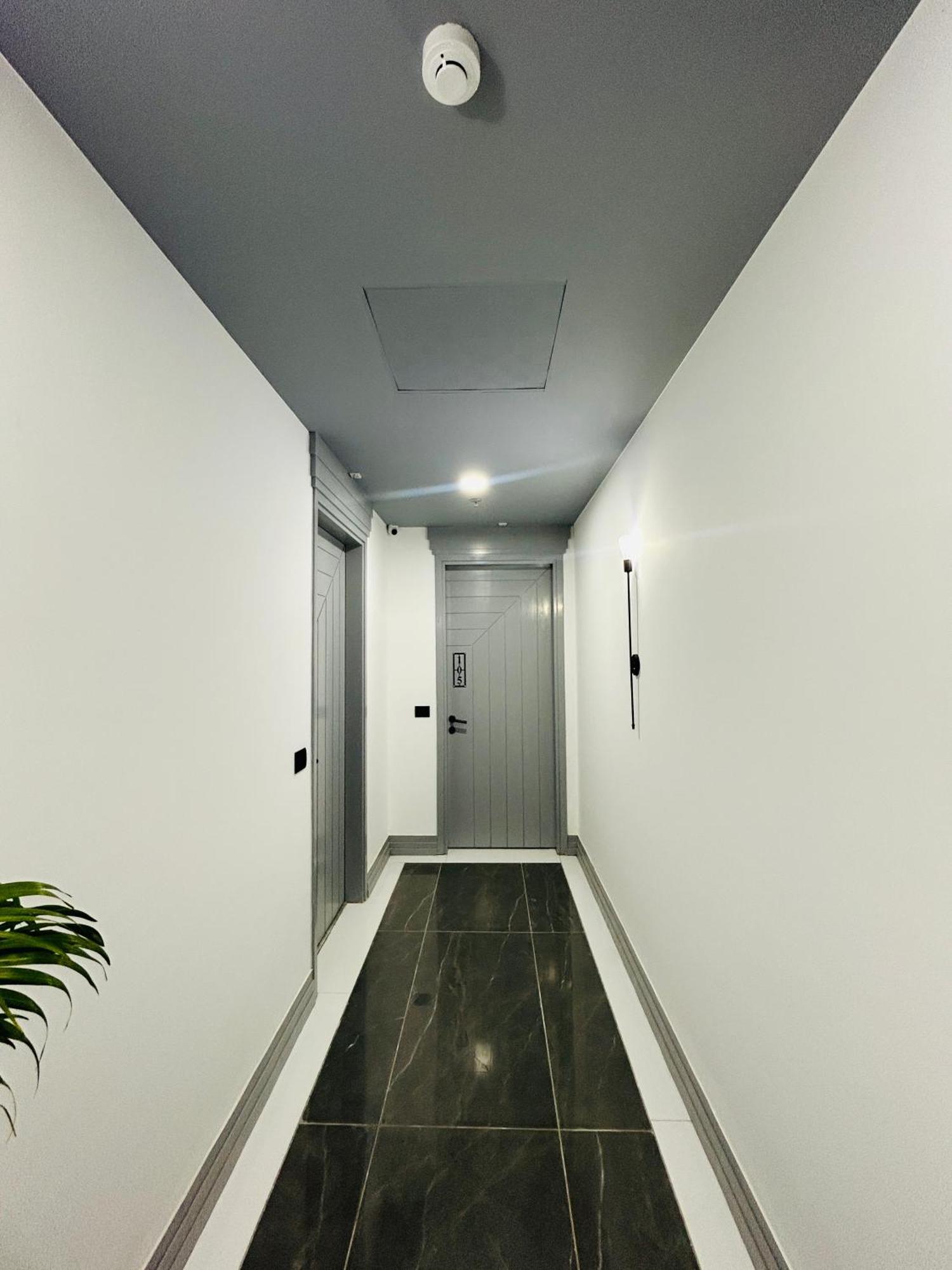 Bedchambers Serviced Apartment, Golf Course, Gurgaon Eksteriør billede