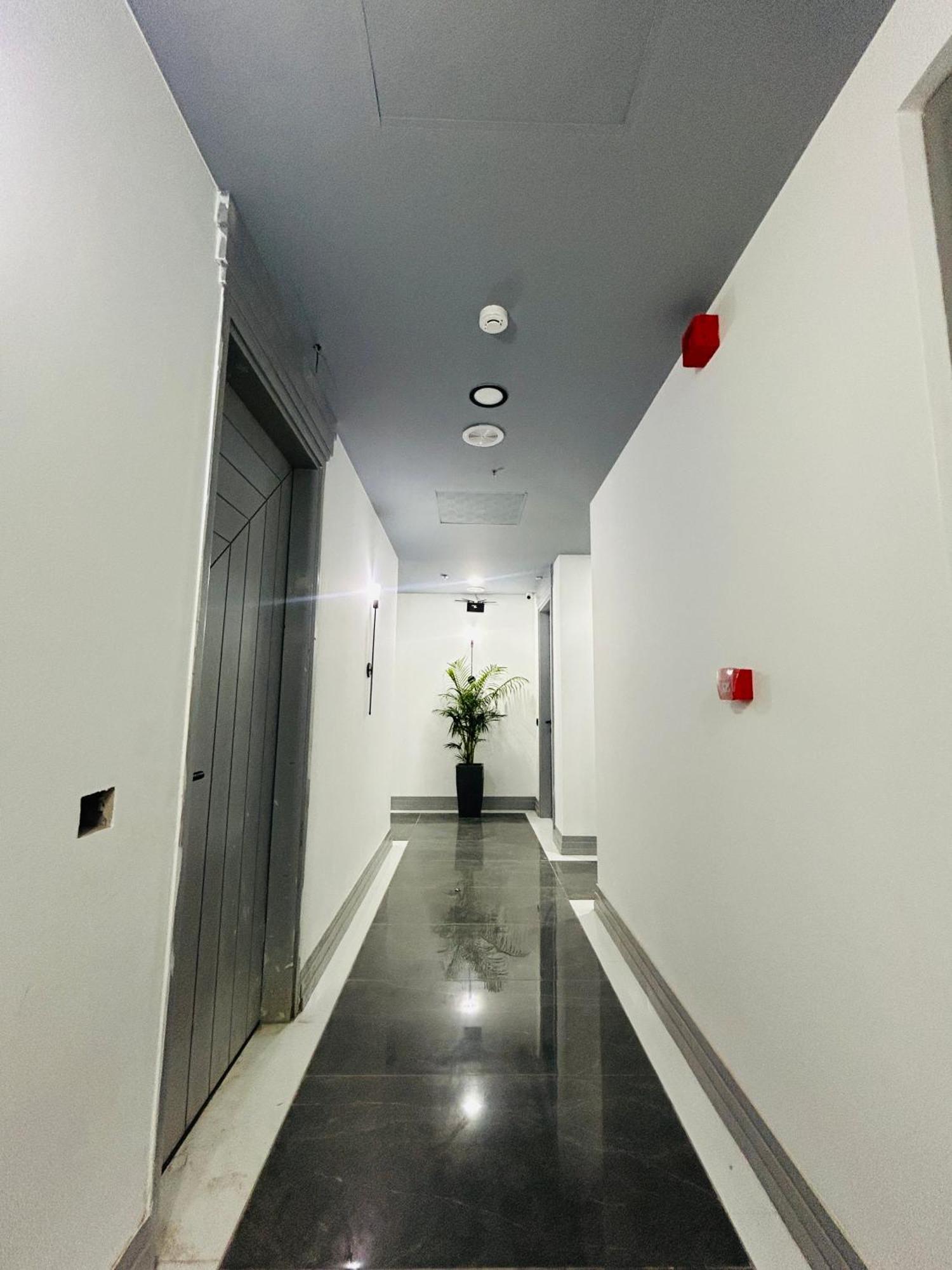 Bedchambers Serviced Apartment, Golf Course, Gurgaon Eksteriør billede