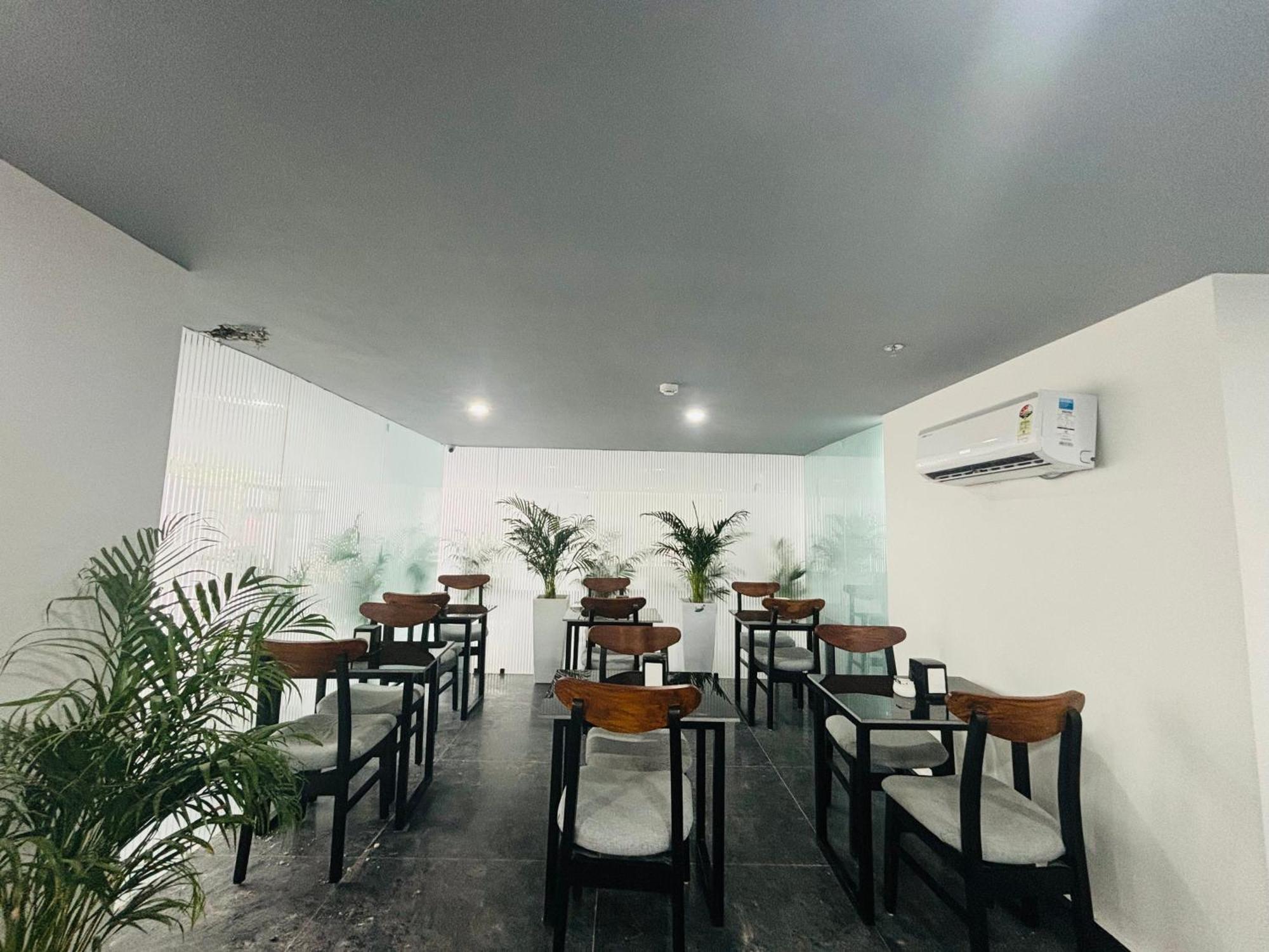 Bedchambers Serviced Apartment, Golf Course, Gurgaon Eksteriør billede